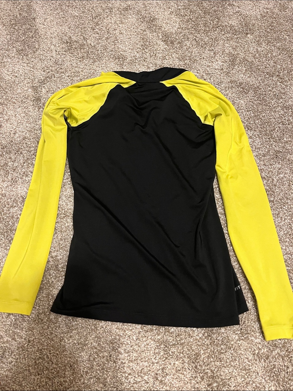 Nike Pro Black & Yellow Long-Sleeve Dri-FIT Quarter-Zip Top Size M - Picture 6 of 6